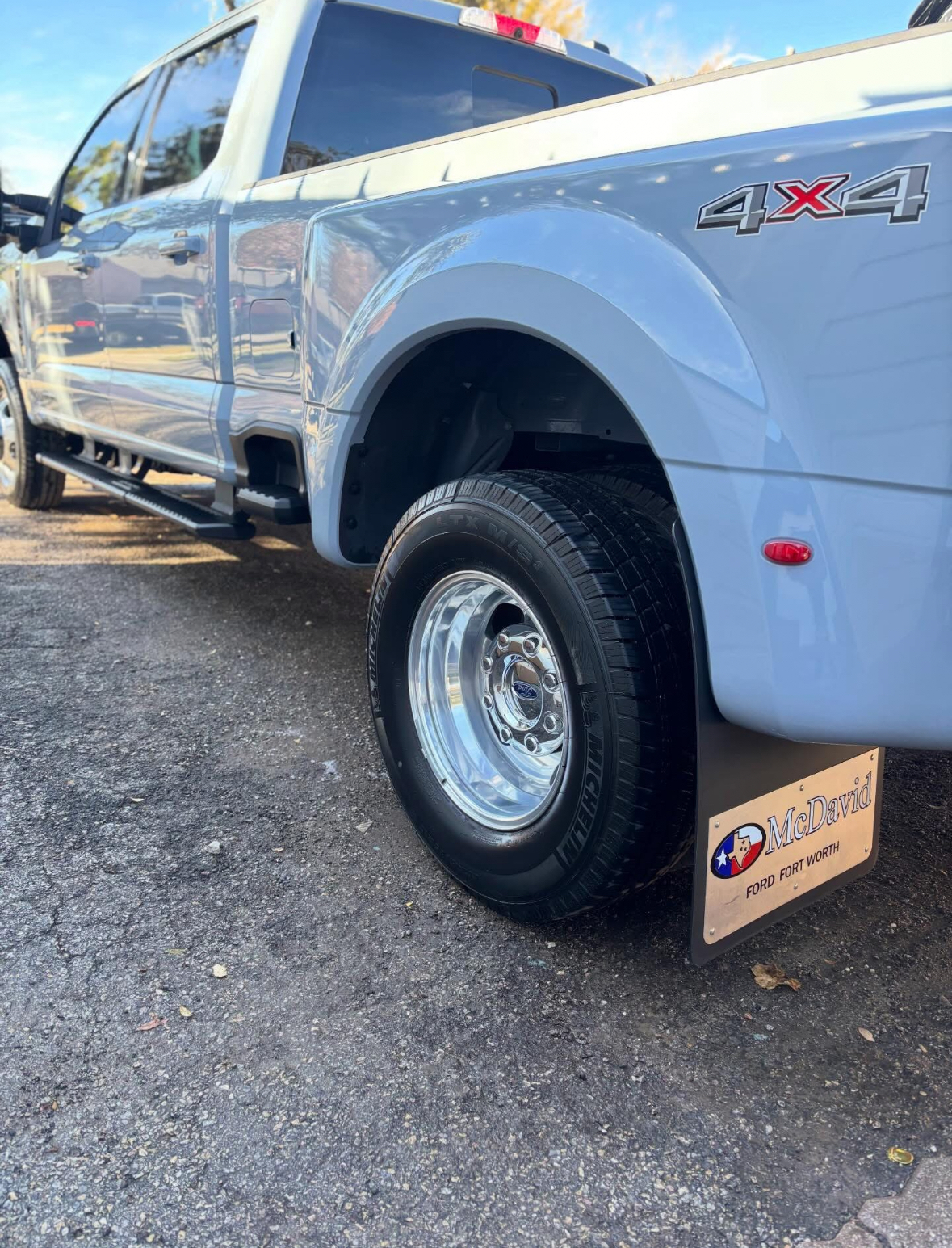 F350 wheel detail